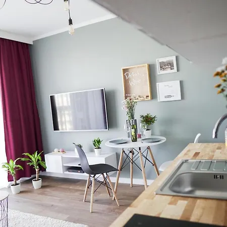 Vizzit Us Premium Apartments Warszawa Zewnętrze zdjęcie